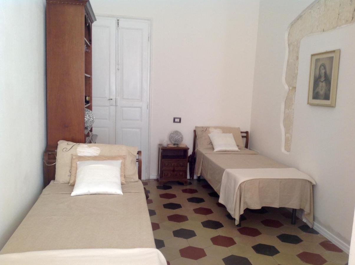 Antica Dimora Hotel Cagliari Bagian luar foto