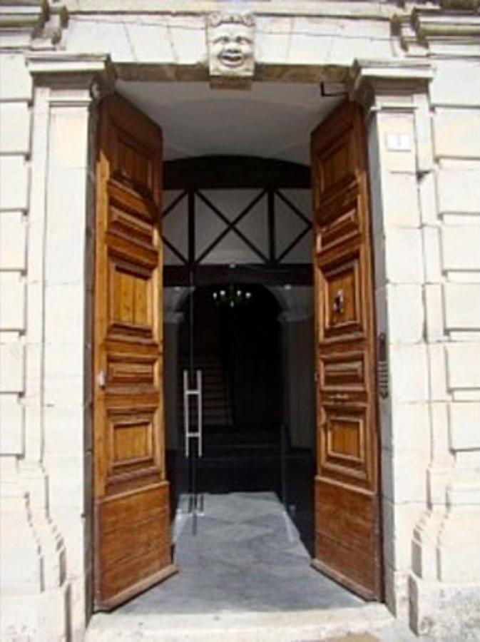 Antica Dimora Hotel Cagliari Bagian luar foto